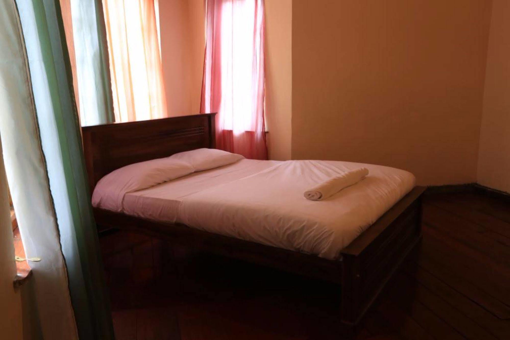 Nuwara Eliya Hostel By Backpack Lanka Exterior photo